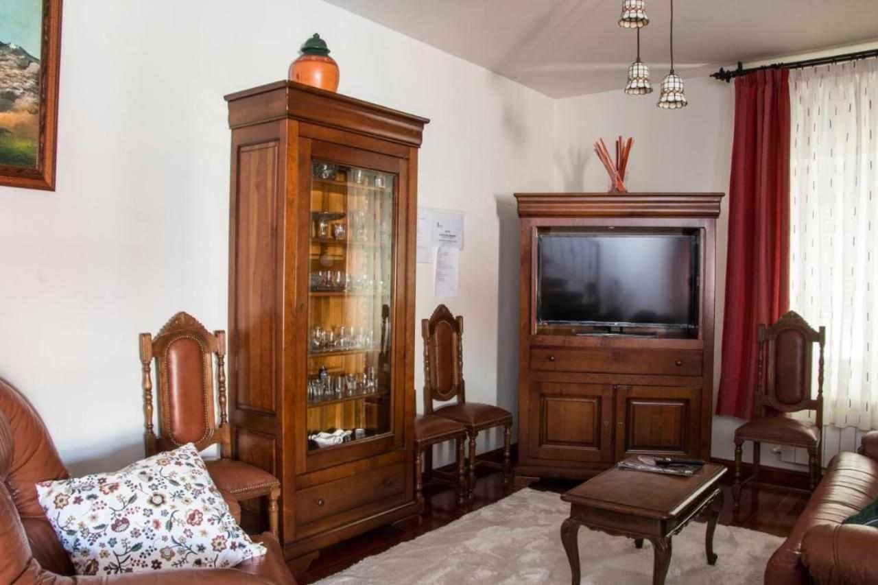 Munogalindo Casa Rural Paco מראה חיצוני תמונה